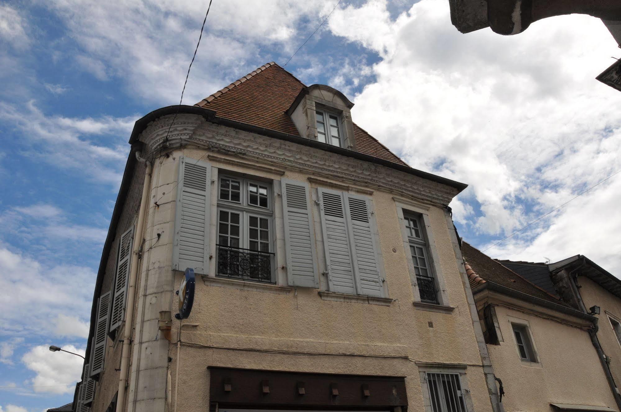 The Originals City, Hotel La Reine Jeanne, Orthez Bagian luar foto