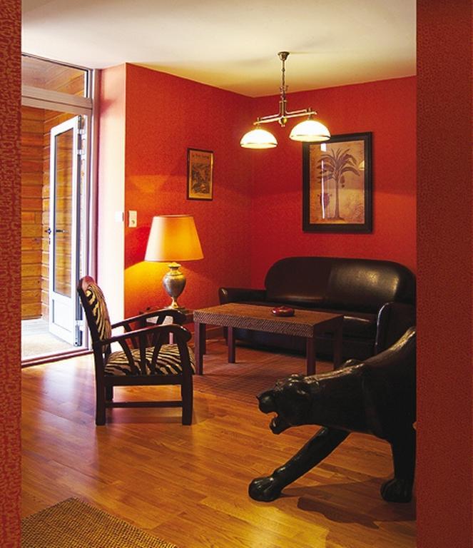 The Originals City, Hotel La Reine Jeanne, Orthez Bagian luar foto