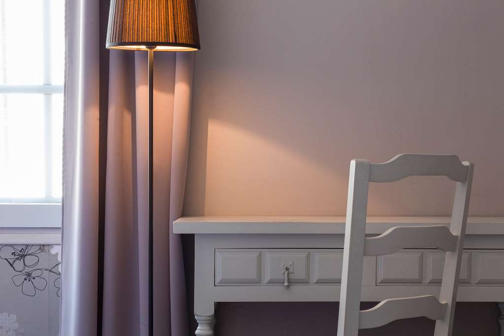 The Originals City, Hotel La Reine Jeanne, Orthez Ruang foto