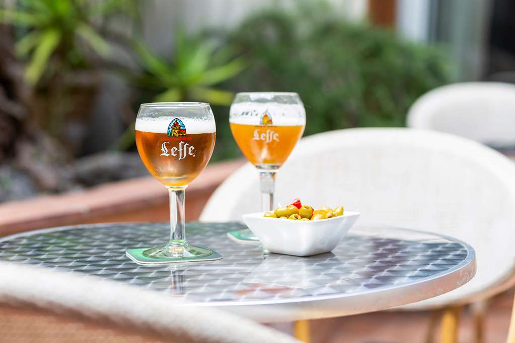 The Originals City, Hotel La Reine Jeanne, Orthez Bagian luar foto
